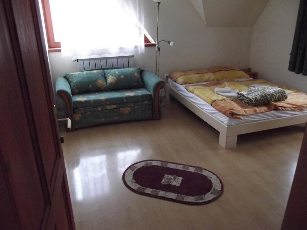 Szarvas Panzio Hotel Erdobenye Luaran gambar